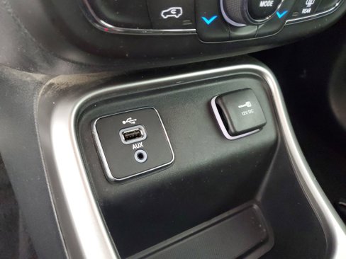 Used 2018 Jeep Compass Latitude w/ Popular Equipment Group image 18