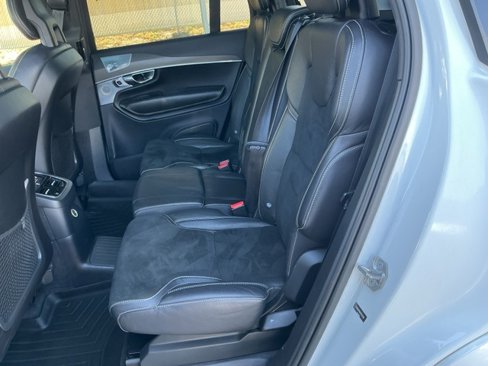 Used 2017 Volvo XC90 T8 R-Design w/ Vision Package image 18