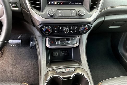 Used 2020 GMC Acadia AT4 w/ Driver Alert Package II image 15