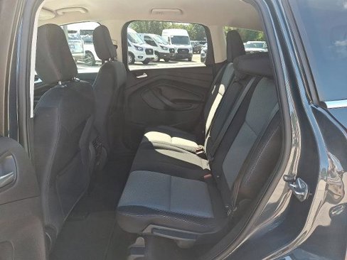 Certified 2019 Ford Escape SE image 10
