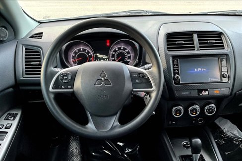 Used 2019 Mitsubishi Outlander Sport LE image 5