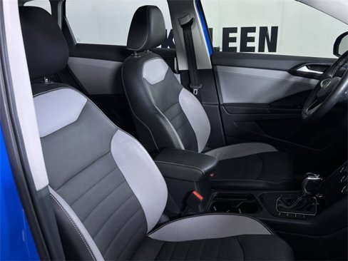 Used 2022 Volkswagen Taos SEL w/ Panoramic Sunroof Package image 23
