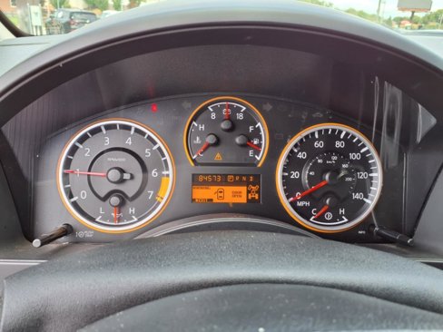 Used 2015 Nissan Titan SV w/ SV Value Truck Package image 12