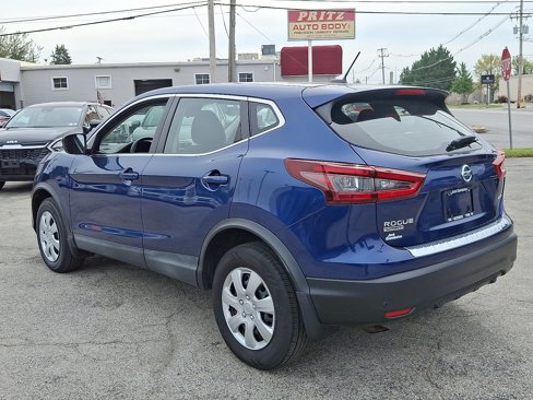 Used 2020 Nissan Rogue Sport S image 5