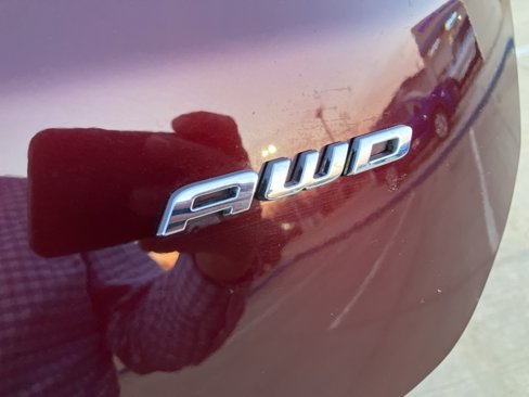 Used 2023 Ford Edge SEL image 33