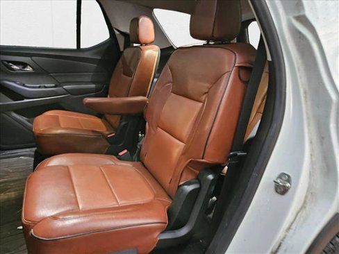 Used 2019 Chevrolet Traverse LT image 17