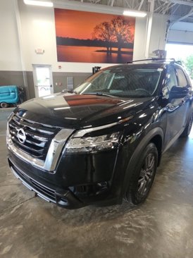 Used 2022 Nissan Pathfinder SV image 49