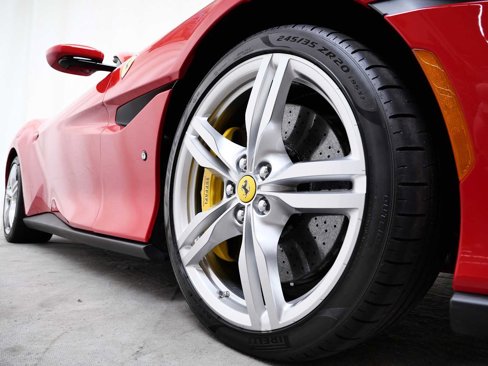 Certified 2022 Ferrari Portofino M image 13