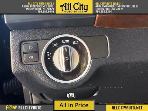 Used 2012 Mercedes-Benz GLK 350 2WD image 21
