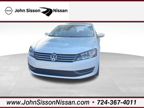Used 2014 Volkswagen Passat 1.8T SE image 1