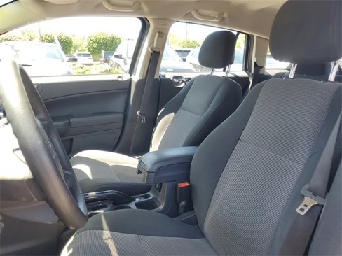 Used 2011 Dodge Caliber Mainstreet image 11