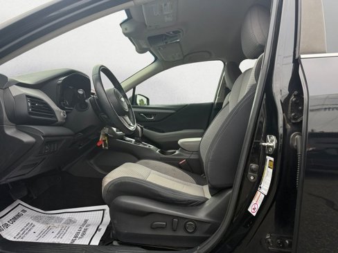 Used 2020 Subaru Outback Premium image 10