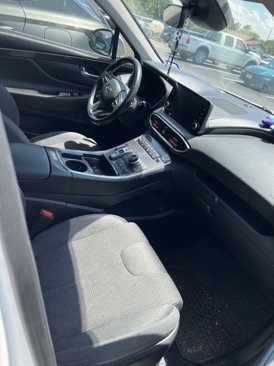 Used 2022 Hyundai Santa Fe SEL w/ Convenience Package image 2