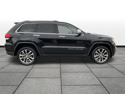 Used 2018 Jeep Grand Cherokee Limited w/ Trailer Tow Group IV image 6