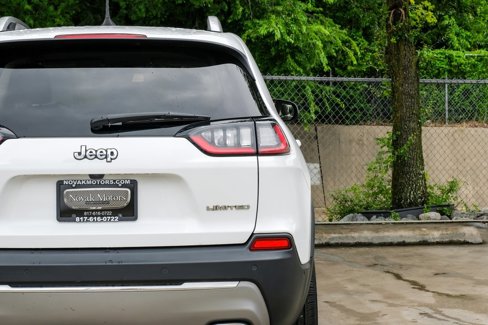 Used 2021 Jeep Cherokee Limited image 58