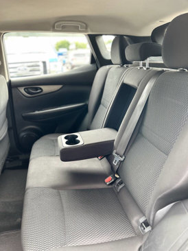 Used 2019 Nissan Rogue Sport S image 18