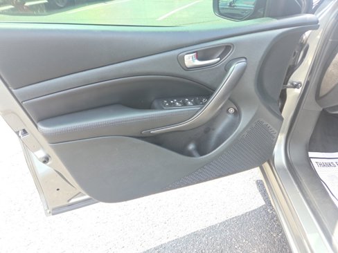 Used 2013 Dodge Dart Limited w/ Premium Group image 11