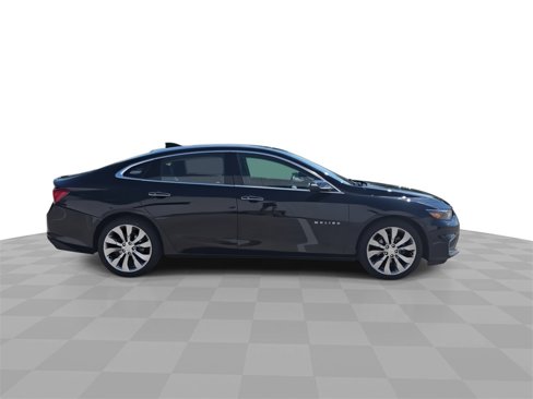 Certified 2017 Chevrolet Malibu Premier w/ Premier Sun and Wheel Package image 9