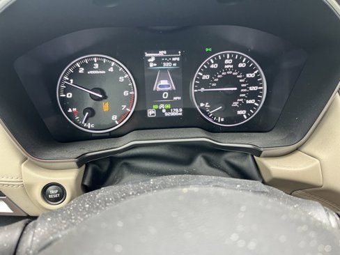 Used 2020 Subaru Outback Limited image 18