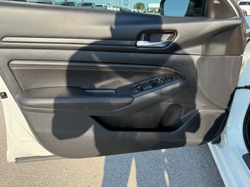 Used 2019 Nissan Altima 2.0 SR image 10