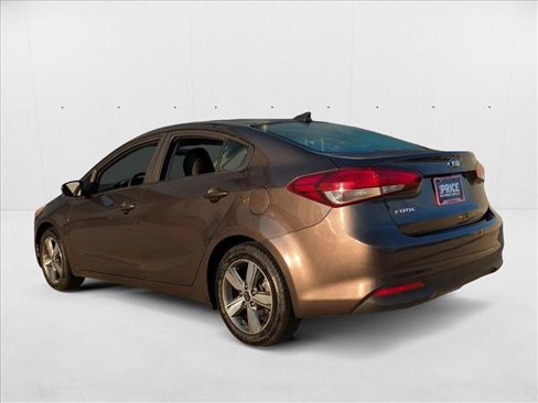 Used 2018 Kia Forte LX w/ LX Popular Package image 8