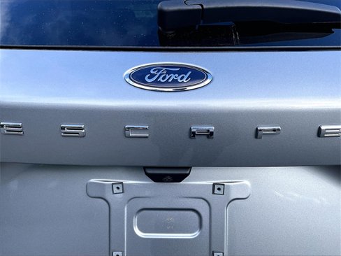 Used 2022 Ford Escape SEL image 8