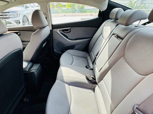 Used 2013 Hyundai Elantra GLS w/ Preferred Pkg image 13