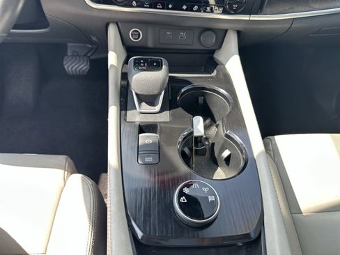 Used 2021 Nissan Rogue SL image 23
