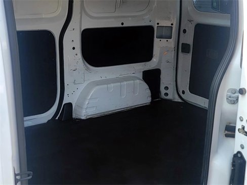 Used 2019 Nissan NV200 S w/ Back Door Glass Package image 12