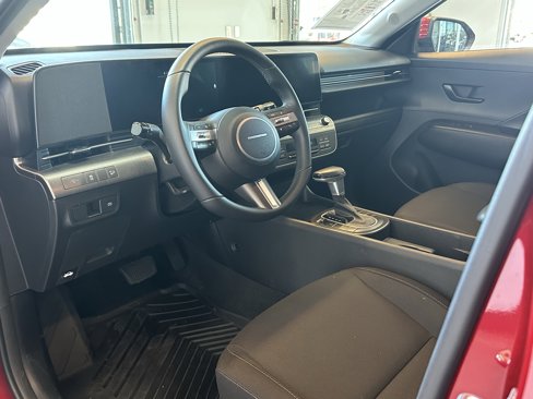 Used 2024 Hyundai Kona SEL image 7