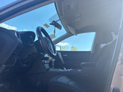 Used 2012 Nissan Rogue S w/ Special Edition Pkg image 2
