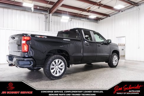 Used 2020 Chevrolet Silverado 1500 Custom w/ Custom Value Package image 6