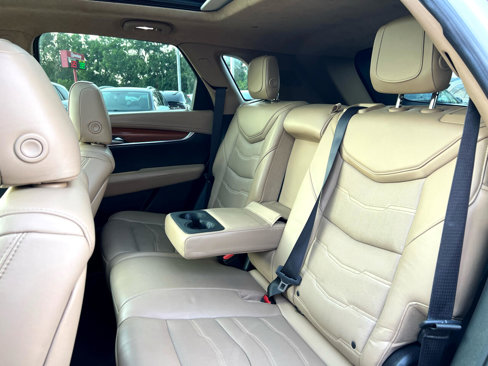 Used 2017 Cadillac XT5 Platinum w/ Driver Assist Package image 54
