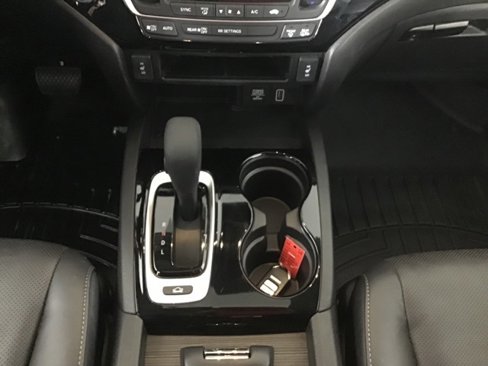 Used 2019 Honda Ridgeline RTL-E image 12