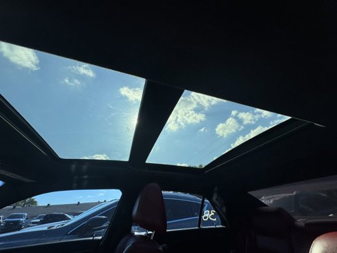 Used 2014 Chrysler 300 S image 9