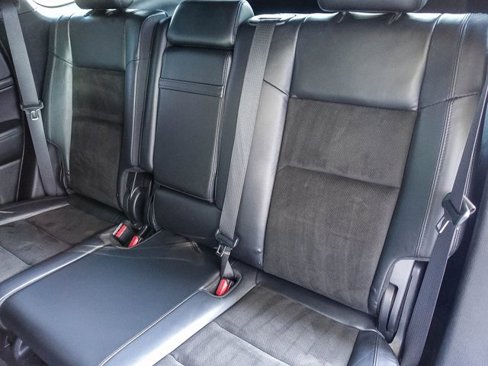 Used 2019 Jeep Grand Cherokee Altitude image 30