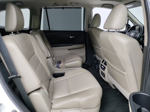 Used 2016 Honda Pilot Elite image 31