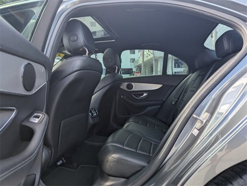 Used 2018 Mercedes-Benz C 300 Sedan image 7