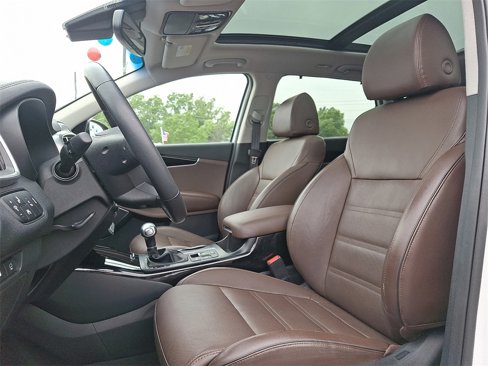 Used 2019 Kia Sorento SX image 13