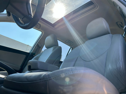 Used 2010 Toyota RAV4 Limited image 11