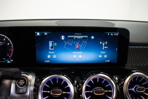 Used 2024 Mercedes-Benz GLB 250 4MATIC image 15