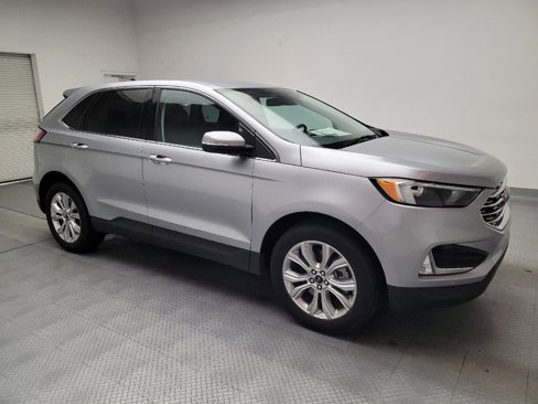 Used 2024 Ford Edge Titanium image 11
