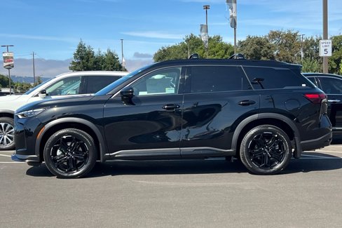 New 2026 INFINITI QX60 Luxe w/ Dark Cargo Package image 2