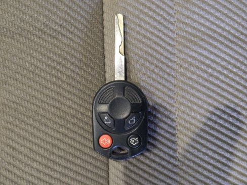 Used 2015 Ford Escape SE w/ SE Chrome Package image 32