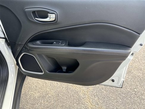 Used 2019 Jeep Compass Latitude w/ Popular Equipment Group image 22