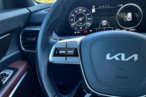 Used 2024 Kia Telluride SX image 18