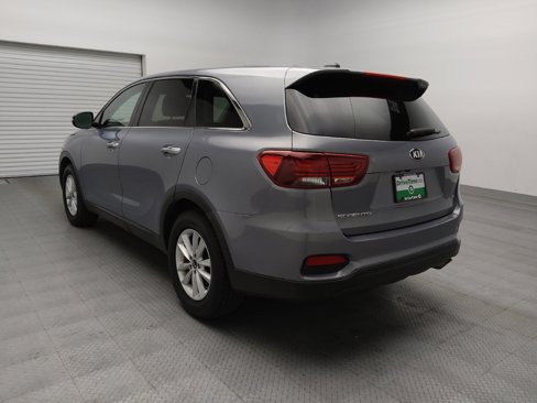 Used 2020 Kia Sorento LX image 5