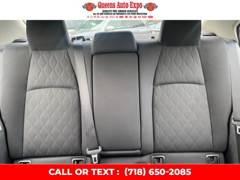 Used 2020 Toyota Corolla LE image 11