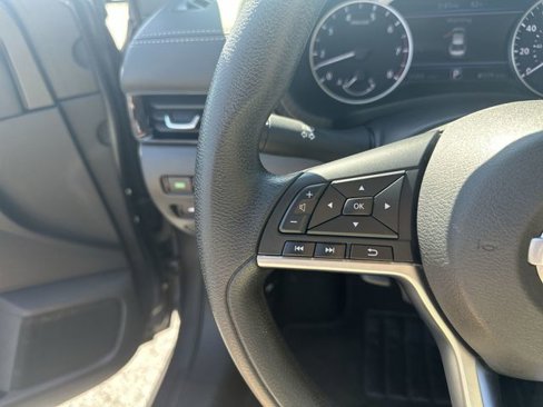 Certified 2023 Nissan Sentra SV image 21