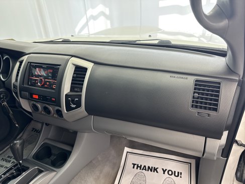 Used 2010 Toyota Tacoma 4x4 Access Cab V6 image 14